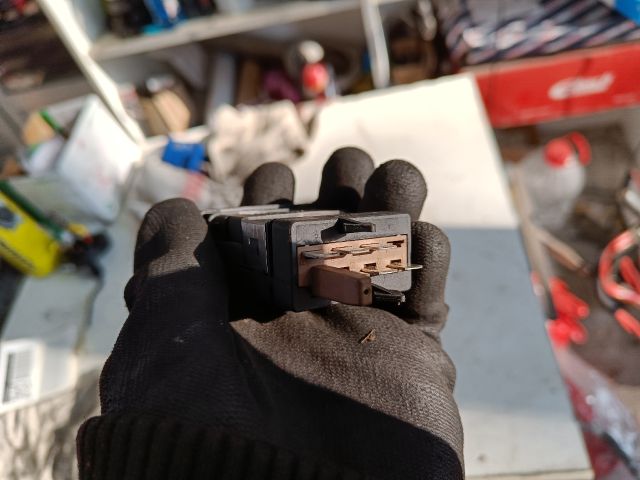 bontott VW SHARAN Jobb első Ülésfűtés Kapcsoló