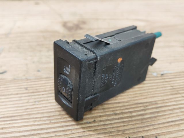 bontott VW SHARAN Jobb első Ülésfűtés Kapcsoló