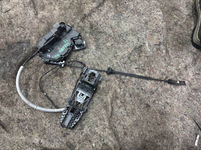 bontott VW SHARAN Jobb első Zárbetét