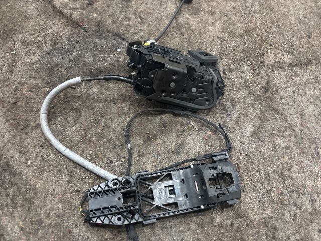 bontott VW SHARAN Jobb első Zárbetét