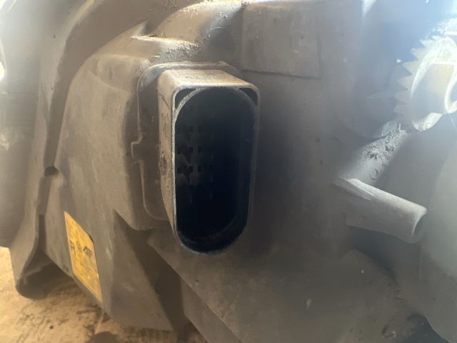 bontott VW SHARAN Jobb Fényszóró