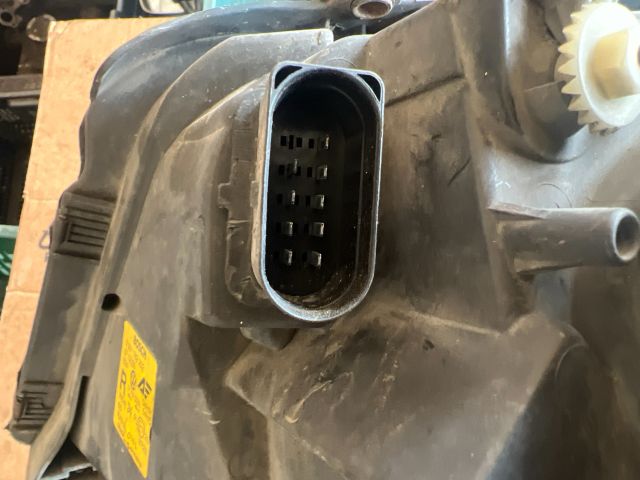 bontott VW SHARAN Jobb Fényszóró