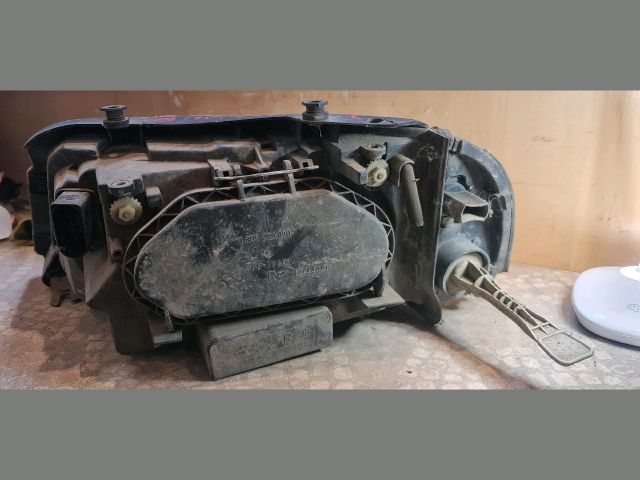 bontott VW SHARAN Jobb Fényszóró