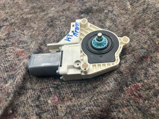 bontott VW SHARAN Jobb hátsó Ablakemelő Motor