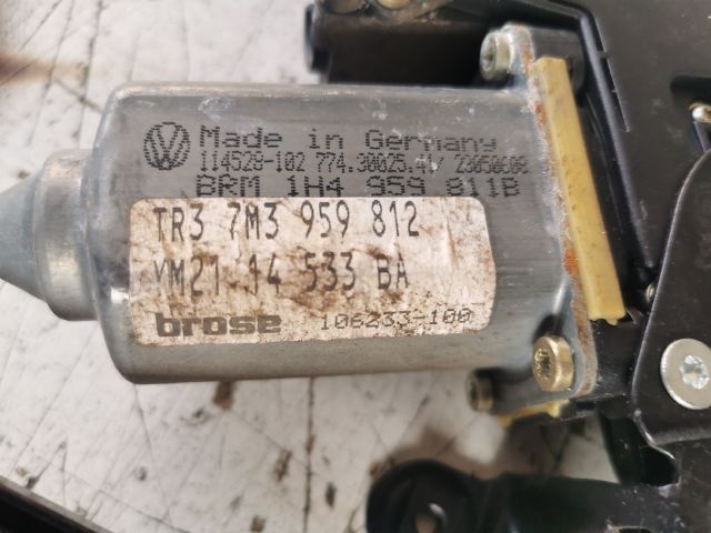 bontott VW SHARAN Jobb hátsó Ablakemelő Szerkezet (Elektromos)