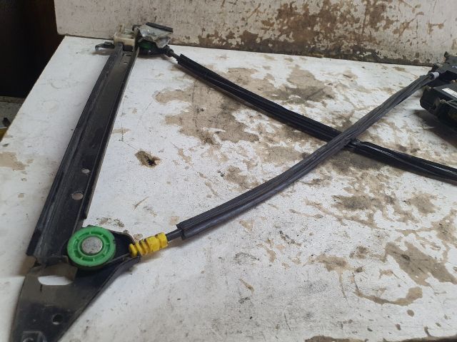 bontott VW SHARAN Jobb hátsó Ablakemelő Szerkezet (Elektromos)