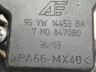 bontott VW SHARAN Jobb hátsó Ablakemelő Szerkezet (Elektromos)