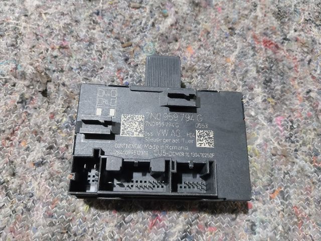 bontott VW SHARAN Jobb hátsó Ajtó Vezérlőegység