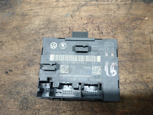 bontott VW SHARAN Jobb hátsó Ajtó Vezérlőegység