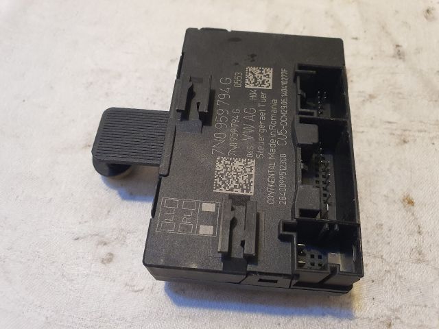 bontott VW SHARAN Jobb hátsó Ajtó Vezérlőegység