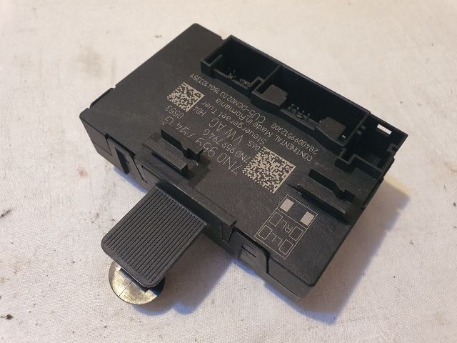 bontott VW SHARAN Jobb hátsó Ajtó Vezérlőegység