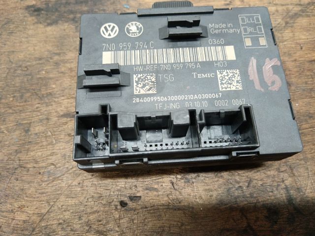 bontott VW SHARAN Jobb hátsó Ajtó Vezérlőegység