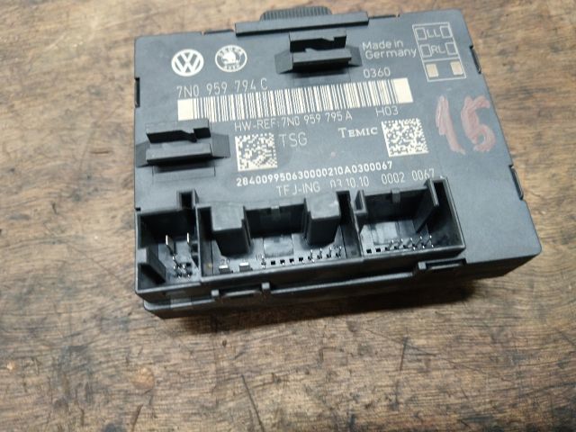 bontott VW SHARAN Jobb hátsó Ajtó Vezérlőegység