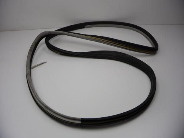 bontott VW SHARAN Jobb hátsó Gumikéder