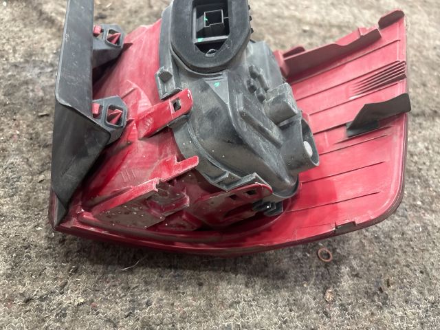 bontott VW SHARAN Jobb Hátsó Lámpa