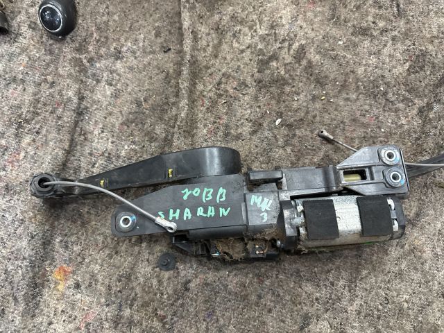 bontott VW SHARAN Jobb hátsó Tolóajtó Mozgató Motor