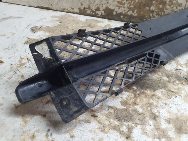 bontott VW SHARAN Jobb Ködlámpa Rács