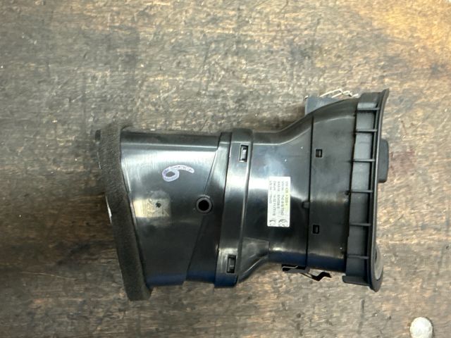 bontott VW SHARAN Jobb Szellőző