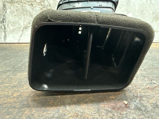 bontott VW SHARAN Jobb Szellőző