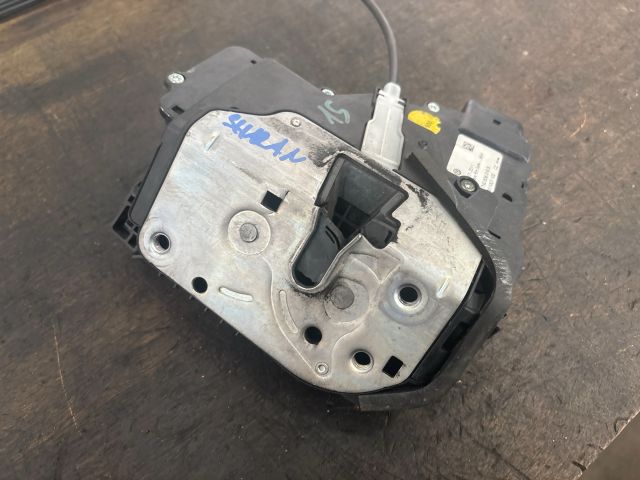 bontott VW SHARAN Jobb Tolóajtó Zárszerkezet