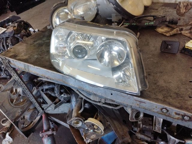 bontott VW SHARAN Jobb Xenon Fényszóró