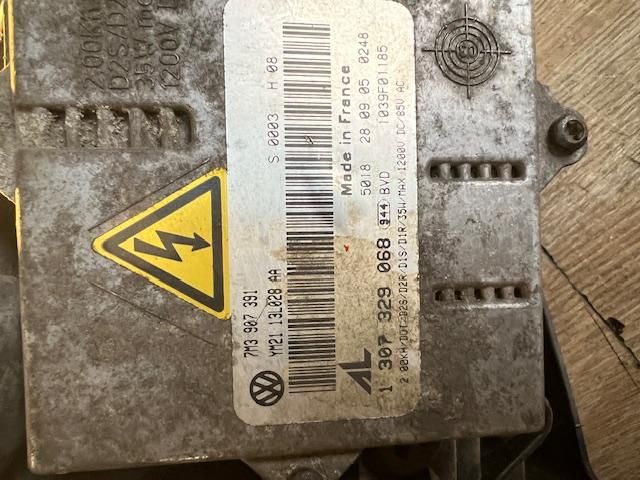 bontott VW SHARAN Jobb Xenon Fényszóró