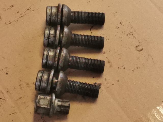 bontott VW SHARAN Kerékőr Szett