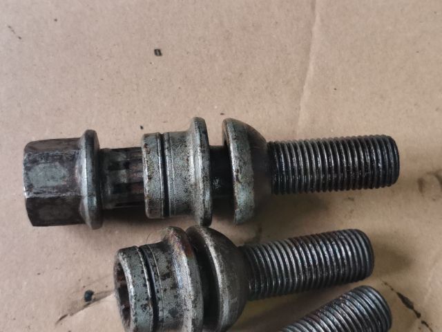 bontott VW SHARAN Kerékőr Szett