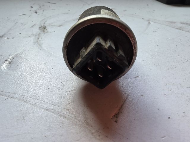 bontott VW SHARAN Klíma Nyomásérzékelő Kapcsoló