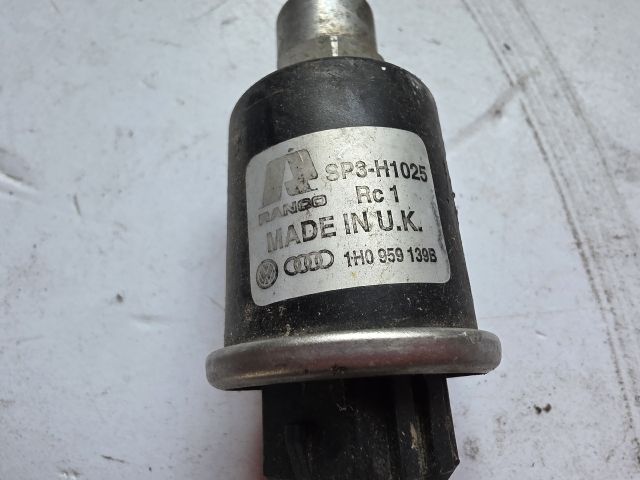 bontott VW SHARAN Klíma Nyomásérzékelő Kapcsoló