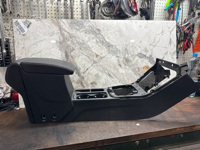 bontott VW SHARAN Könyöklő