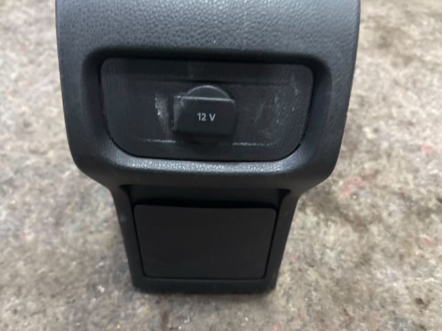 bontott VW SHARAN Könyöklő