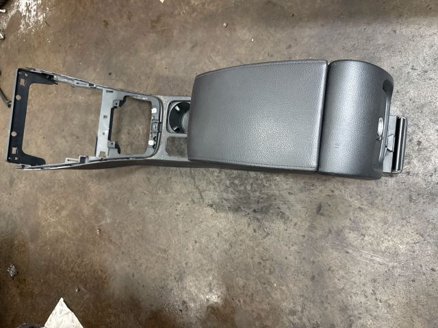 bontott VW SHARAN Könyöklő