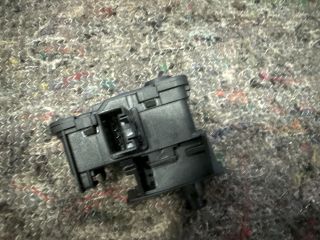 bontott VW SHARAN Központizár Motor Tankajtó