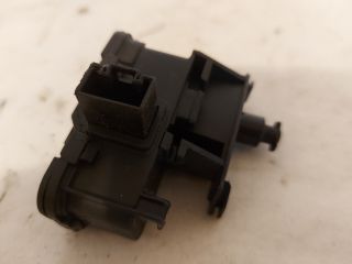 bontott VW SHARAN Központizár Motor Tankajtó