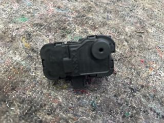 bontott VW SHARAN Központizár Motor Tankajtó