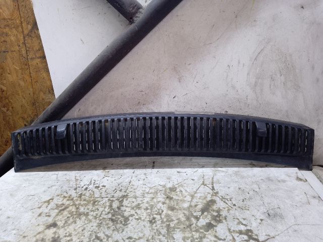 bontott VW SHARAN Levélrács