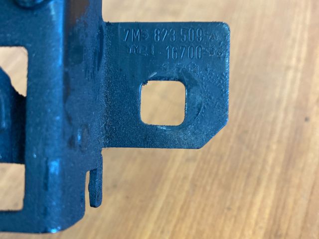 bontott VW SHARAN Motorháztető Zárszerkezet