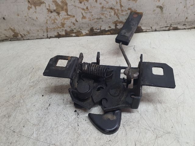 bontott VW SHARAN Motorháztető Zárszerkezet