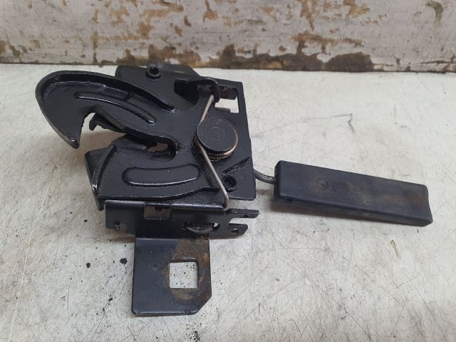 bontott VW SHARAN Motorháztető Zárszerkezet