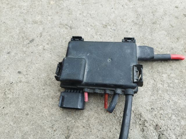 bontott VW SHARAN Pozitív Kábel Elosztó