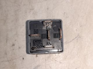 bontott VW SHARAN Relé