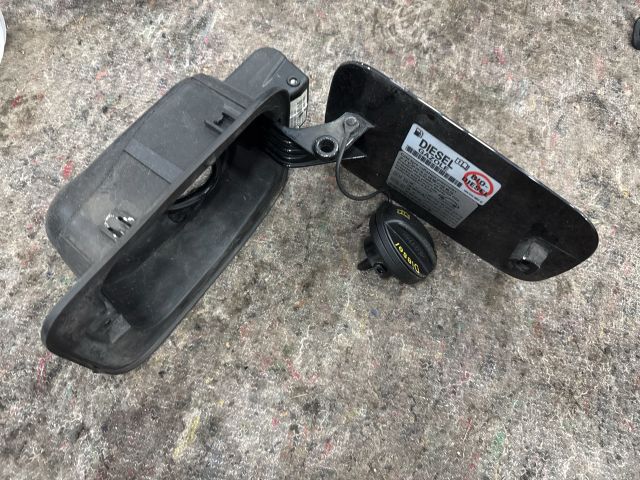 bontott VW SHARAN Tankajtó