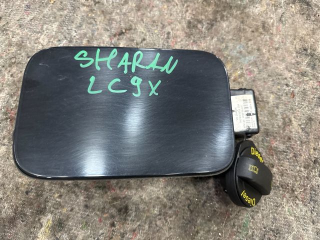 bontott VW SHARAN Tankajtó