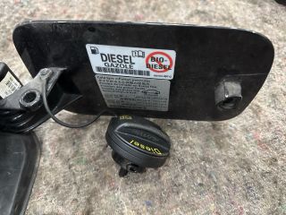 bontott VW SHARAN Tankajtó