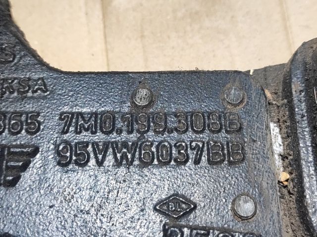 bontott VW SHARAN Tartó Bak