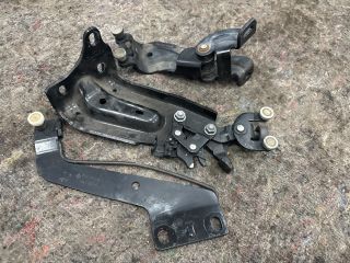 bontott VW SHARAN Tolóajtó Sín Görgő Szett