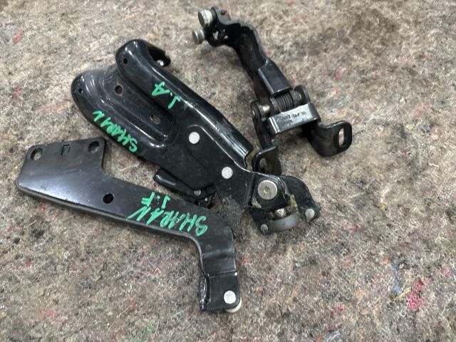 bontott VW SHARAN Tolóajtó Sín Görgő Szett