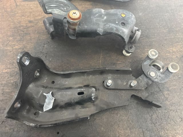 bontott VW SHARAN Tolóajtó Sín Görgő Szett