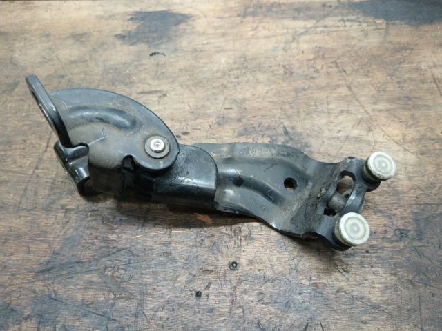 bontott VW SHARAN Tolóajtó Sín Görgő